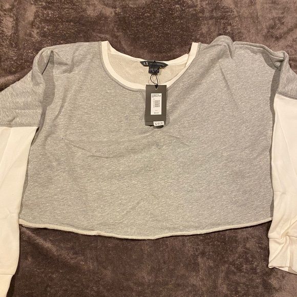 Never worn - Picture 3 of 3